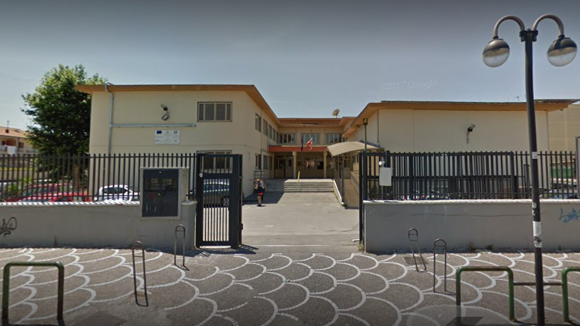 Volla. Il sindaco Di Costanzo: “False notizie da whatsapp, oggi le scuole cittadine sono regolarmente aperte”