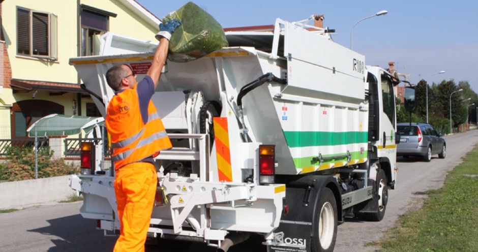 Somma Vesuviana. Morte operatore ecologico, il sindaco Di Sarno: “Era diventato un amico, vicino alla famiglia”