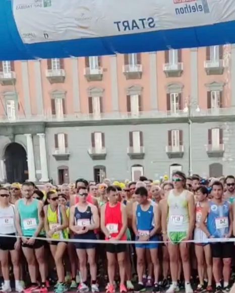 Napoli.  Alla Caracciolo Gold Run boom di iscrizioni: 700. Tra le donne trionfa Francesca Maniaci (Caivano Runners)