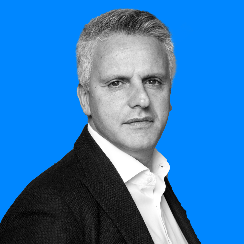 Ottaviano. Il sindaco Luca Capasso si dimette. Scende in campo con Luigi Di Maio per un posto in Parlamento?