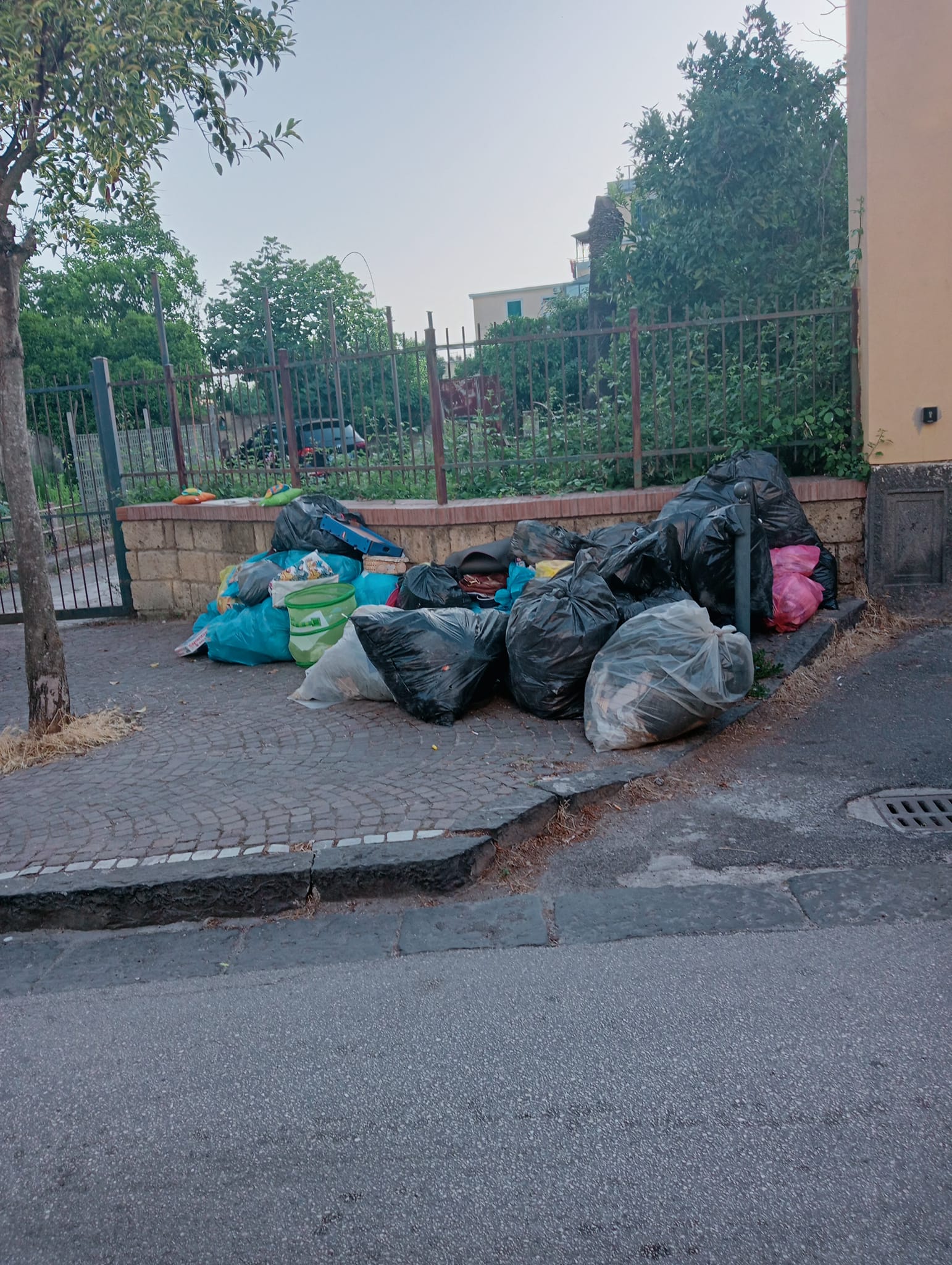 Cercola. Pasticcio Tari, appena 50€ annui di diminuzione in bolletta. Mancherebbero all’appello 700.000€:  ‘dispersi’ nel bilancio?