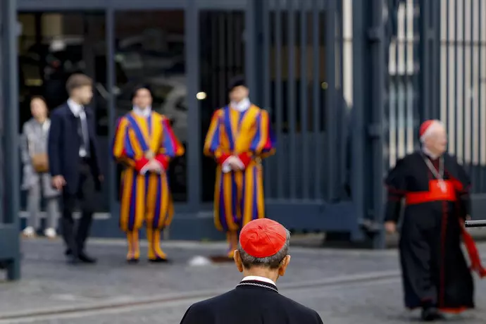 Elezioni nuovo Pontefice. Il conclave comincia il 7 maggio. La Cappella Sistina chiude da oggi
