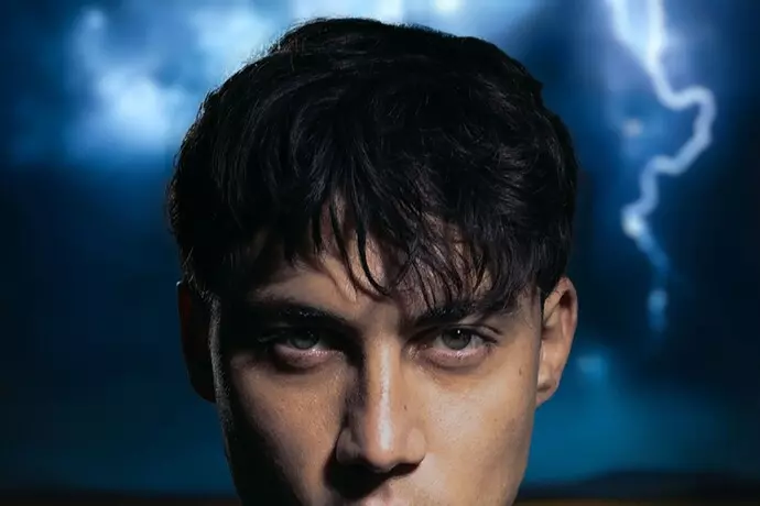 Matteo Paolillo, fuori il nuovo singolo “Sotto la Pelle”