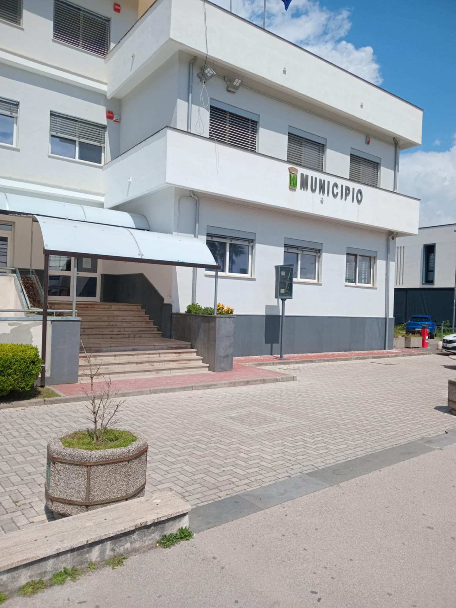 Volla. Centri ricreativi, la  Teqball Napoli avrebbe stipulato il contratto di uso del Centro Sportivo di Cercola il giorno prima della pubblicazione del bando. E non sarebbe stata autorizzata a presentare tale sede di svolgimento