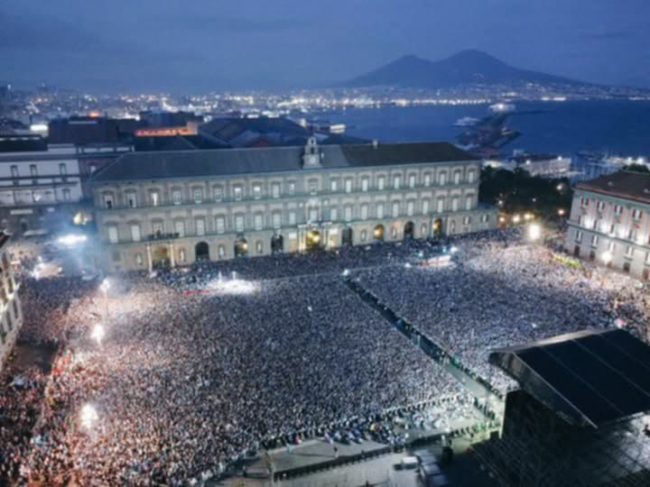 Napoli è Campione d’Italia. Quarto scudetto per la città del Vesuvio. Ora è festa!