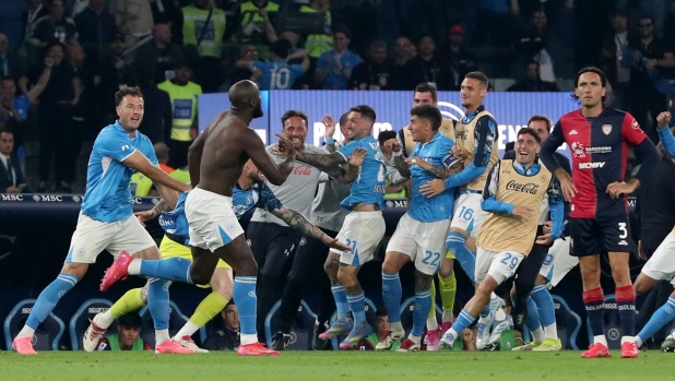 Quarti di Coppa Italia. Napoli  – Como  in diretta tv su Italia 1. Calcio d’inizio alle ore 21,00