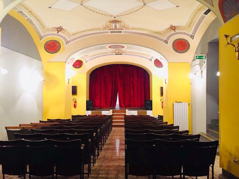 15 e 16 novembre al Teatro Vittorio Mezzogiorno andrà in scena “Cornuti e Contenti”, commedia scritta e diretta da Marco Lanzuise