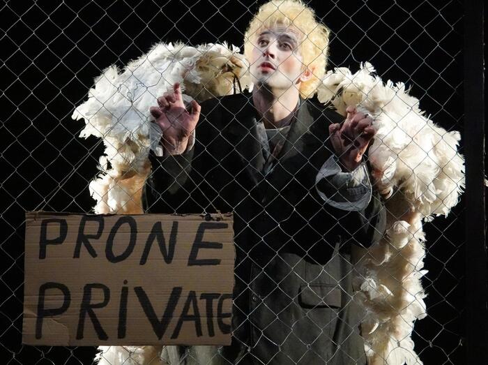 Davide Iodice, il mio diverso? Un angelo caduto dal cielo. Il regista vesuciano al Teatro Massimo di Cagliari con Vizita