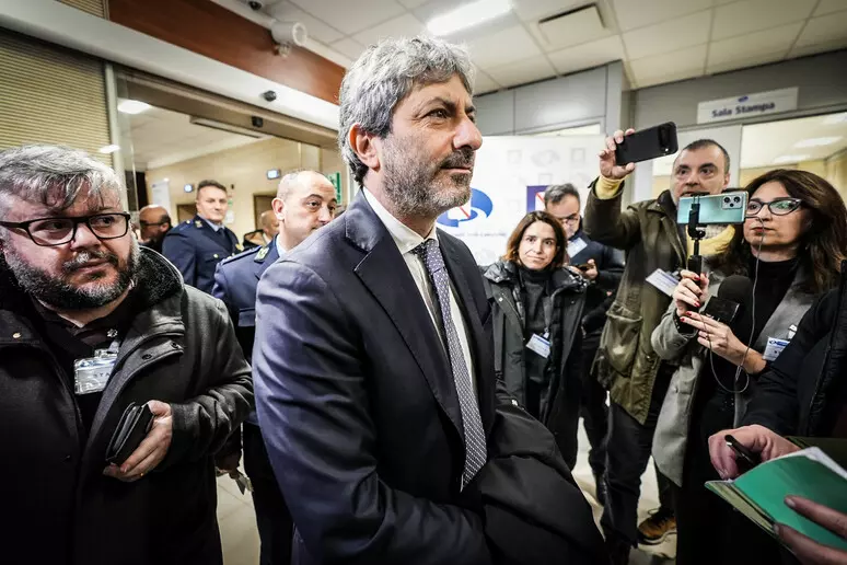 Campania. Roberto Fico presenta in aula la Giunta Regionale: “porteremo voce della gente nelle Istituzioni”