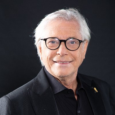 Nino D’Angelo stasera ospite su Rai 3 a ‘La Splendida Cornice’ , show condotto da  Geppi Cucciari