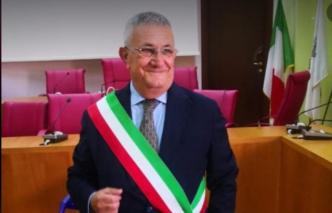 Pollena Trocchia. Lutto in città, si è spento il medico Pasquale Busiello, aveva 66 anni. Una vita in politica, era l’attuale presidente del consiglio comunale